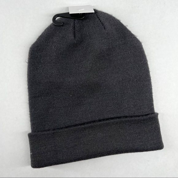 Other - Mens Grey Knit Beanie